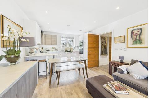 2 bedroom apartment to rent, Ashridge Close, Finchley, N3