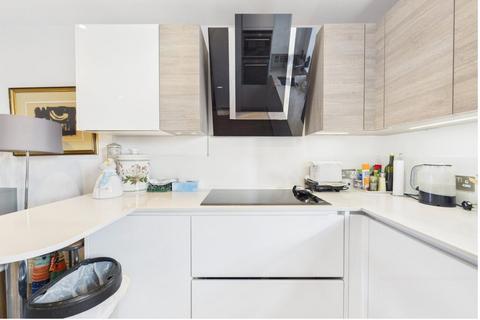 2 bedroom apartment to rent, Ashridge Close, Finchley, N3