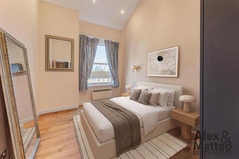 1 bedroom flat for sale, Orange Place, Canada Water, SE16