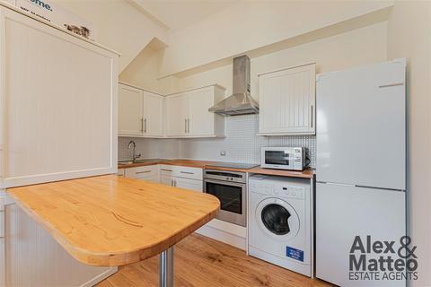 1 bedroom flat for sale, Orange Place, Canada Water, SE16