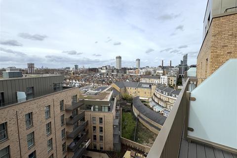 2 bedroom apartment to rent, 1 Potters Road, London SW6
