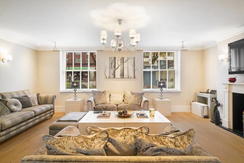 3 bedroom maisonette for sale, Wellington Road, St Johns Wood, NW8