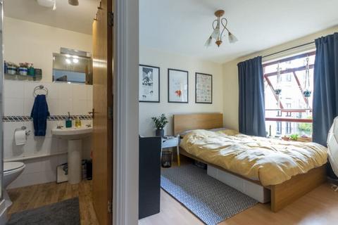 undefined, 2434L High Riggs, Edinburgh, EH3 9BW