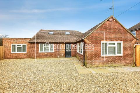 undefined, Waltham Avenue, Guildford, GU2