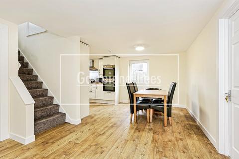 undefined, Waltham Avenue, Guildford, GU2