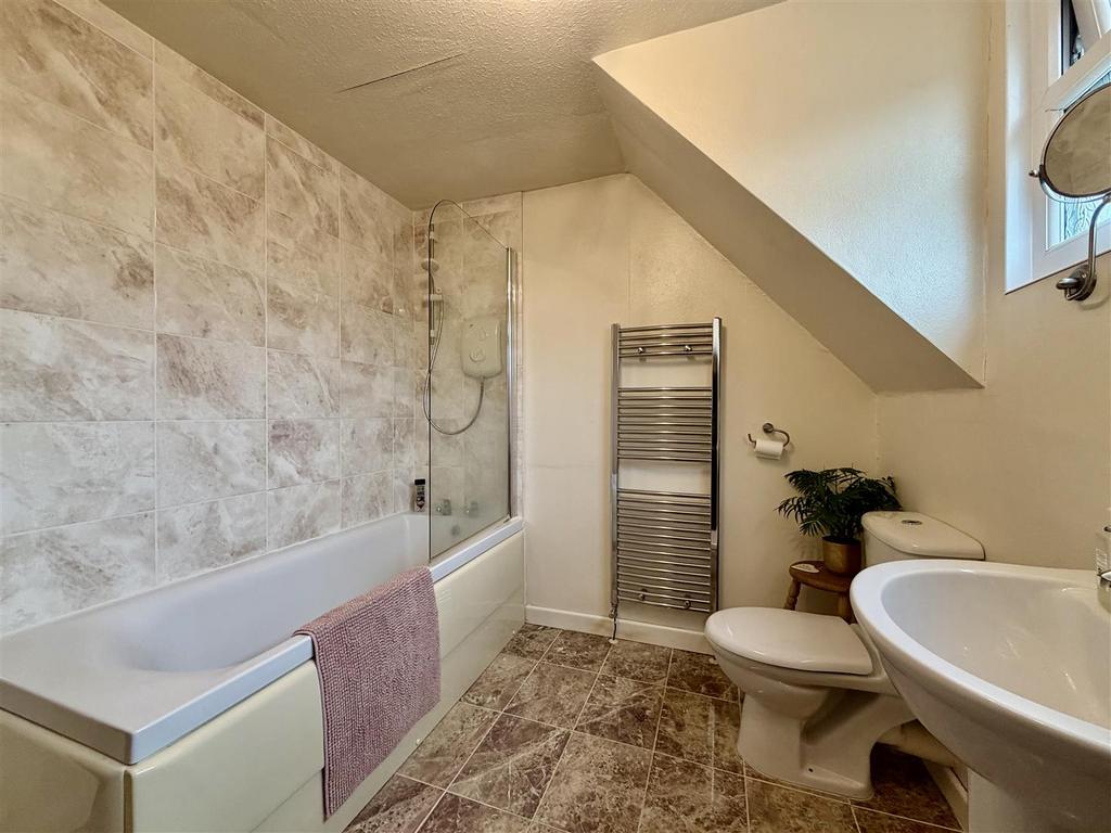 Family bathroom