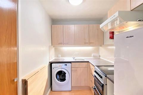 undefined, Turnpike Lane, Uxbridge, UB10
