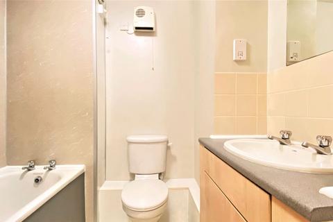 undefined, Turnpike Lane, Uxbridge, UB10