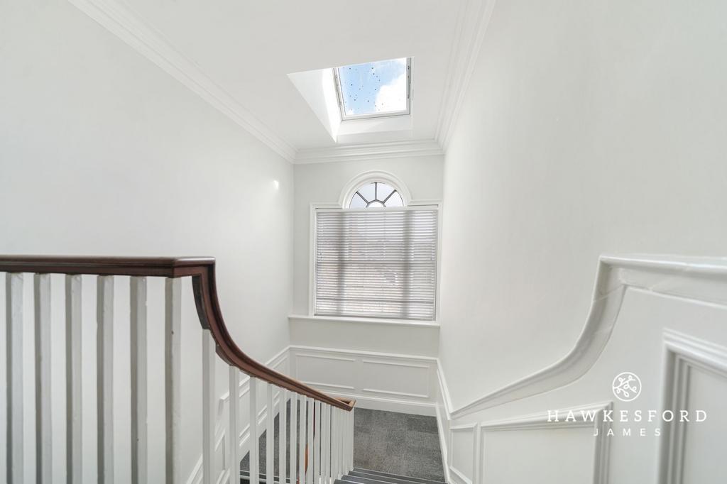 Brenchley House, Sittingbourne - Lobby