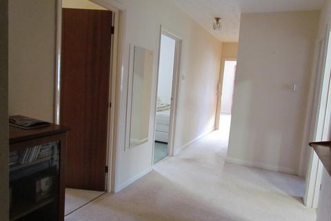 2 bedroom apartment to rent, Hillrise, Walton-on-Thames KT12