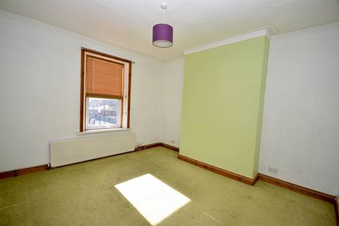 2 bedroom flat to rent, Harold Street, Jarrow