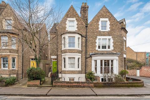 4 bedroom semi-detached house for sale, Richmond Road, Central Oxford