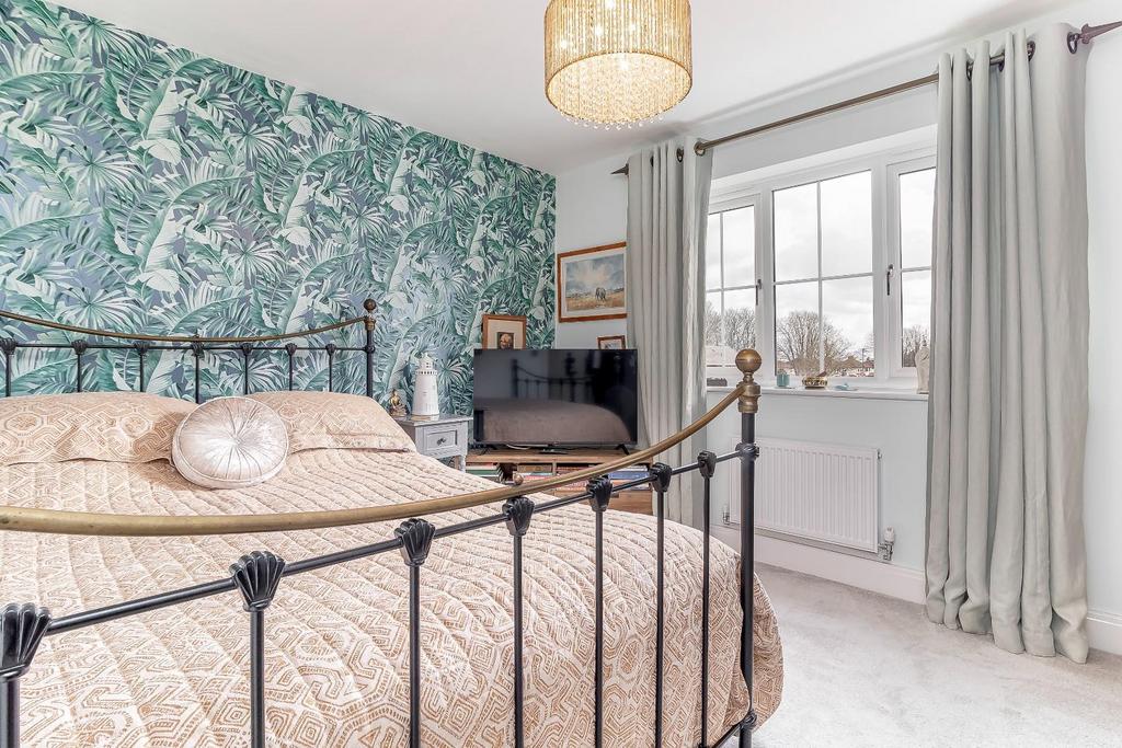 Bedroom 2.jpg