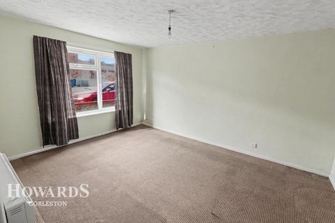 3 bedroom detached house for sale, Whinchat Way, Bradwell