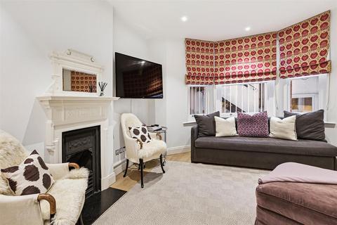 2 bedroom apartment to rent, Oakley Street, Chelsea, SW3
