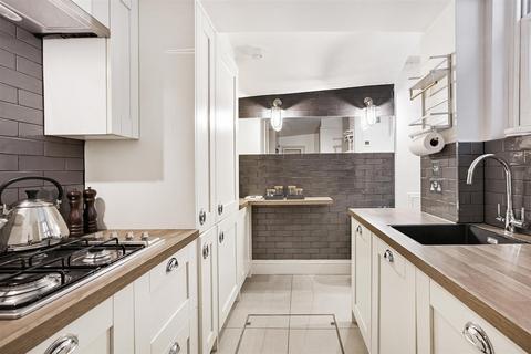 2 bedroom apartment to rent, Oakley Street, Chelsea, SW3