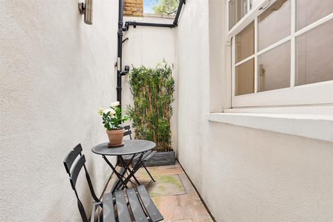 2 bedroom apartment to rent, Oakley Street, Chelsea, SW3