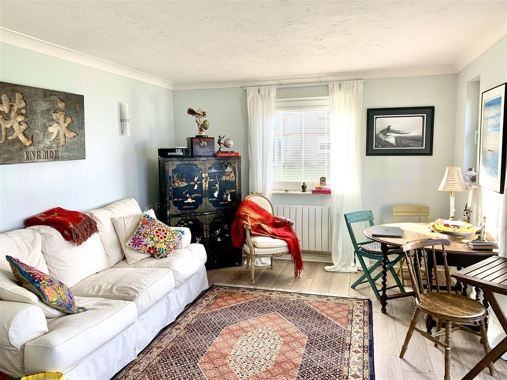 Front Room.jpg