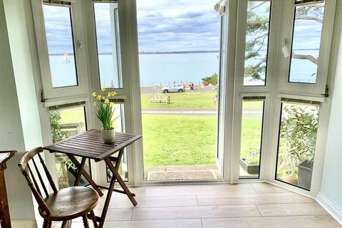 2 bedroom apartment for sale, Egypt Esplanade, Cowes PO31