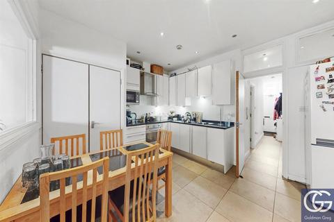 2 bedroom apartment to rent, Cannon Street Road, London, E1