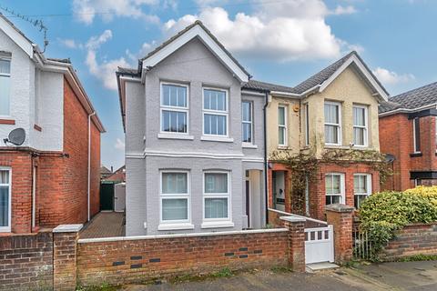 undefined, Canada Road, Hampshire SO19