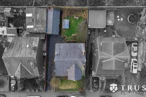 undefined, Bradford Road, Batley, WF17