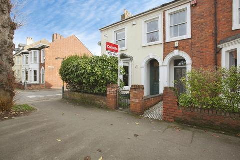 4 bedroom end of terrace house for sale, Clifton Road, RUGBY