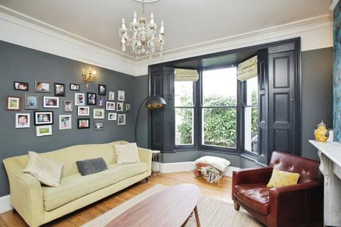 4 bedroom end of terrace house for sale, Clifton Road, RUGBY