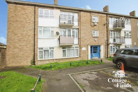 3 bedroom flat for sale, Ordnance Road, Enfield, EN3