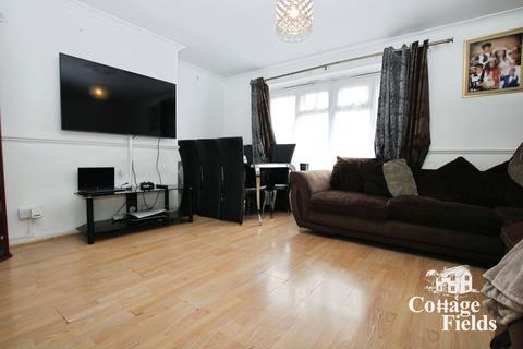 3 bedroom flat for sale, Ordnance Road, Enfield, EN3