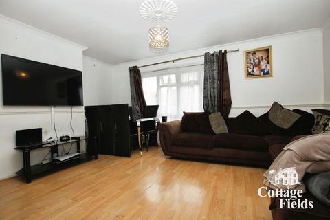 3 bedroom flat for sale, Ordnance Road, Enfield, EN3