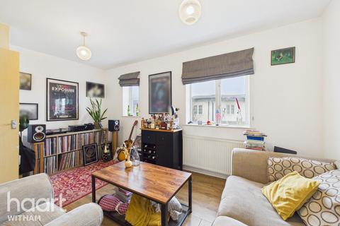 2 bedroom apartment for sale, Wood Grove, Silver End