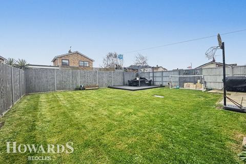undefined, Pinewood Gardens, North Cove, Beccles