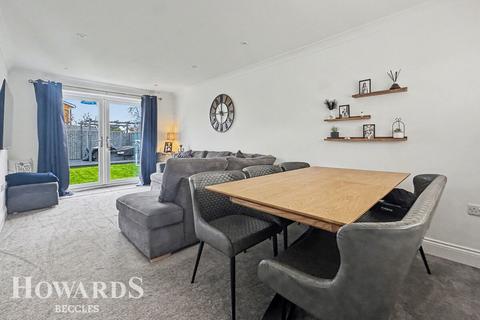 undefined, Pinewood Gardens, North Cove, Beccles
