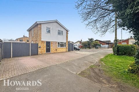 undefined, Pinewood Gardens, North Cove, Beccles