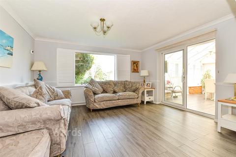 3 bedroom detached bungalow for sale, Queens Road, Littlestone TN28