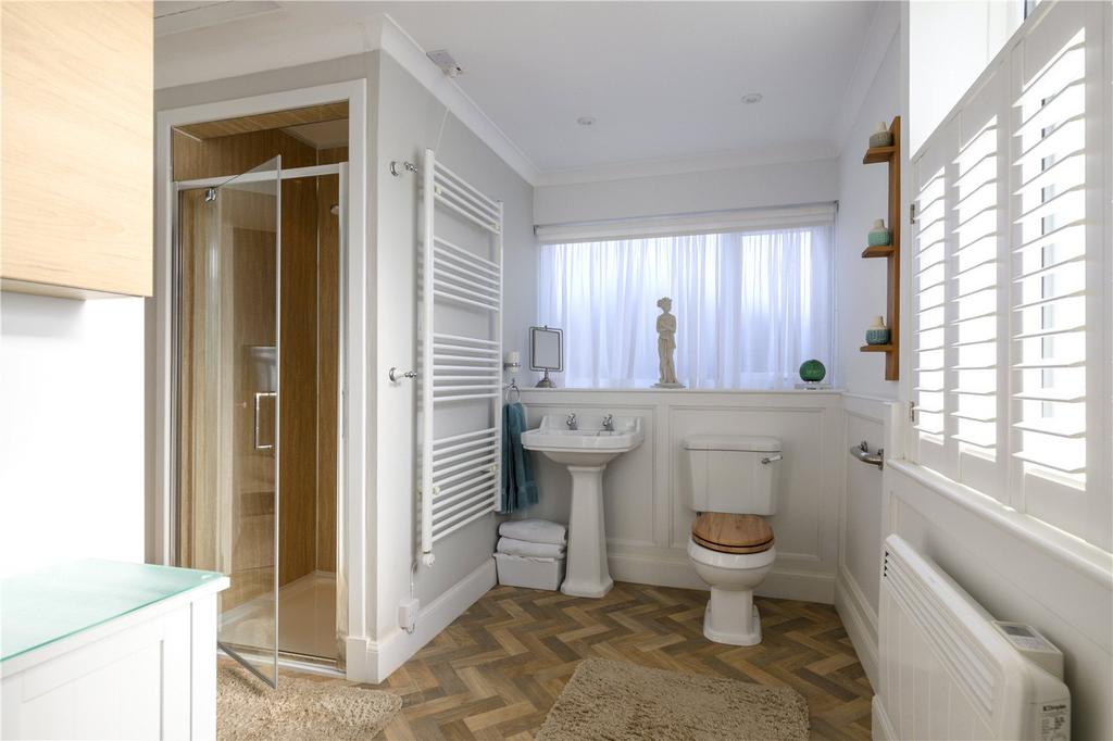 Ensuite
