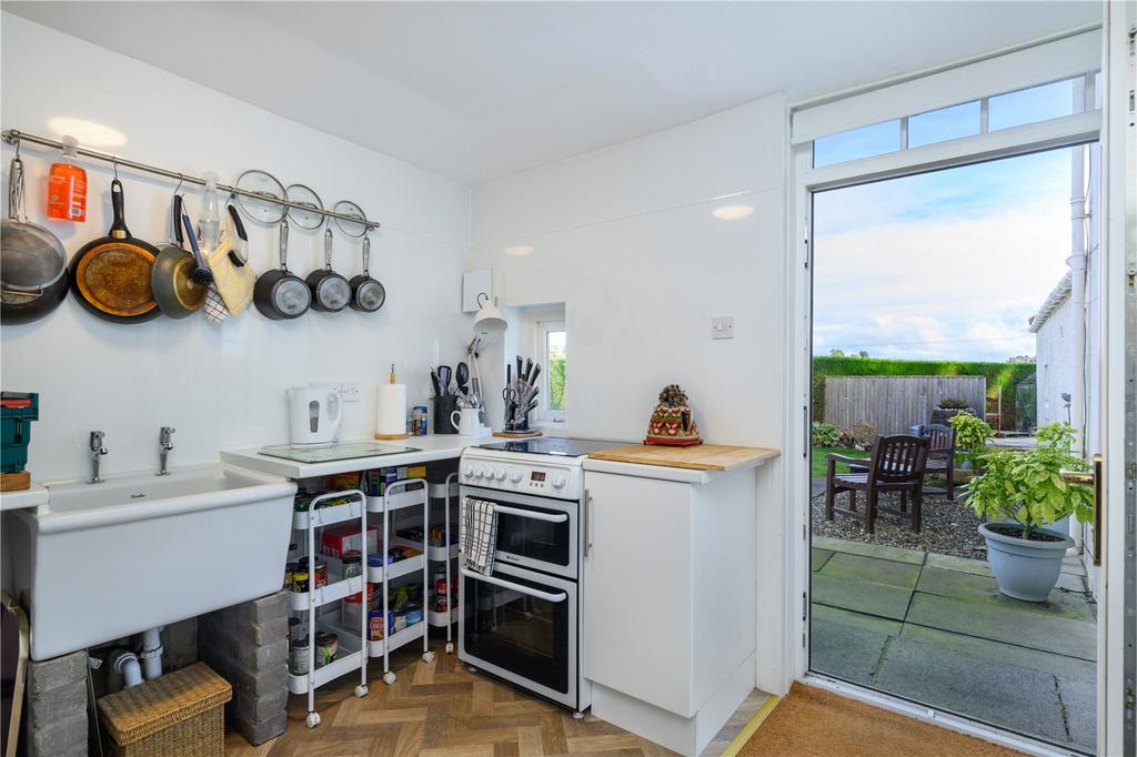 Boot Room/Pantry
