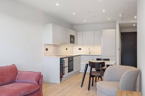 2 bedroom flat to rent, The Draper, Colindale, London, NW9