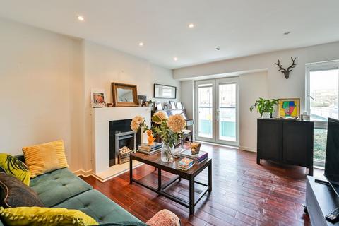 Burcher Gale Grove, Peckham, London, SE15