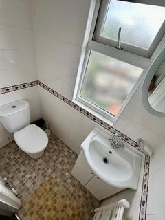 1 bedroom in a house share to rent, Fairgreen Road, Thornton Heath CR7