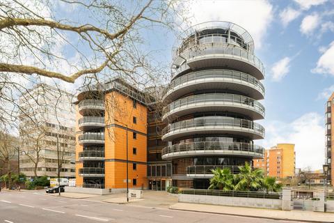 4 bedroom flat for sale, Park Road, London NW8