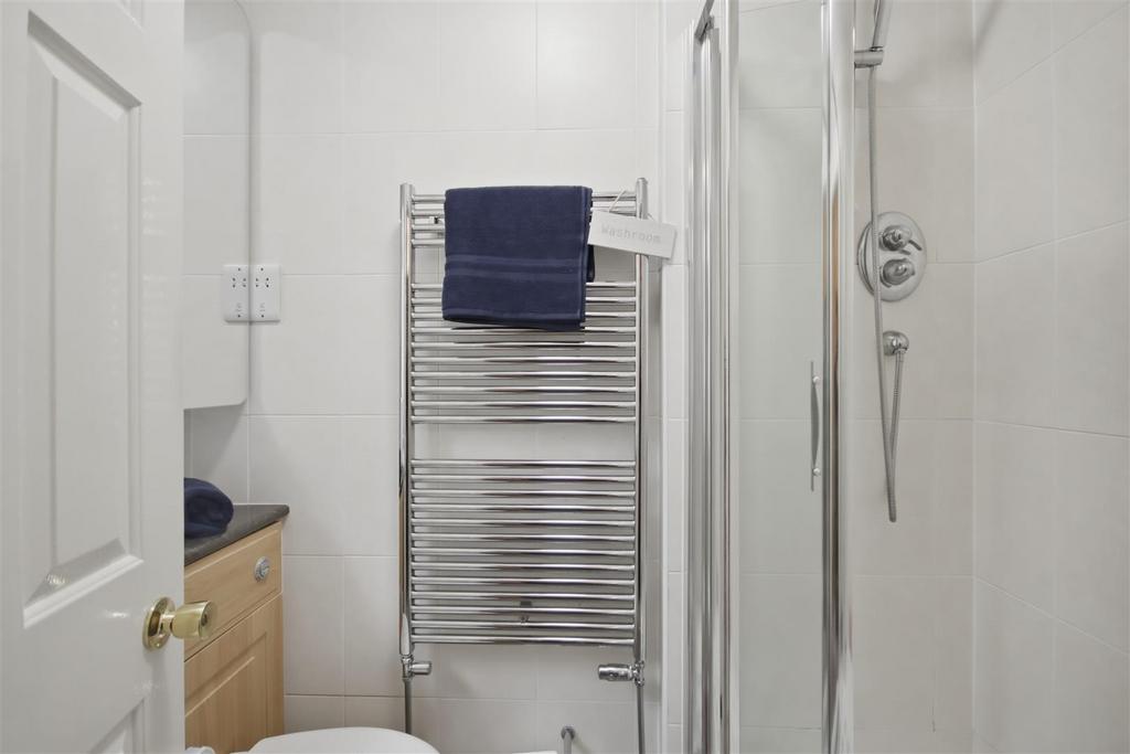 En Suite Shower Room