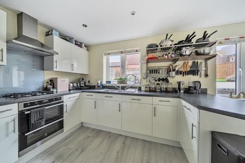 undefined, Reynolds Drive, Alton, Hampshire, GU34