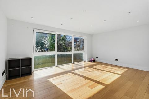 undefined, 97 Addiscombe Road, Croydon CR0