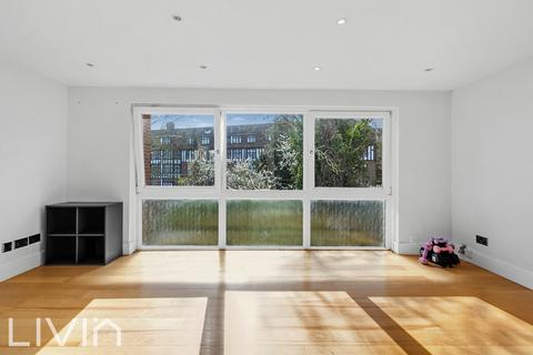 undefined, 97 Addiscombe Road, Croydon CR0