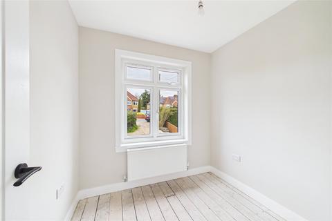 3 bedroom semi-detached house to rent, Henley Road, Caversham, Reading, Berkshire, RG4