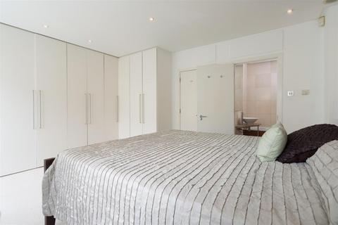 6 bedroom house to rent, Loudoun Road, St Johns Wood, NW8