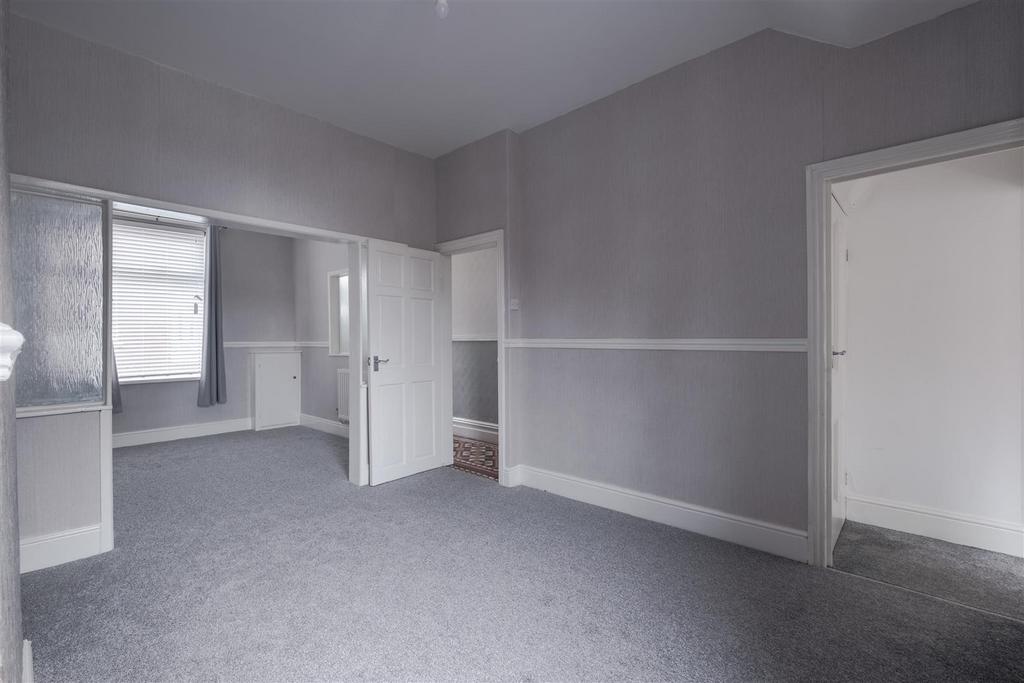 19 Cross Street (5 of 14).jpg