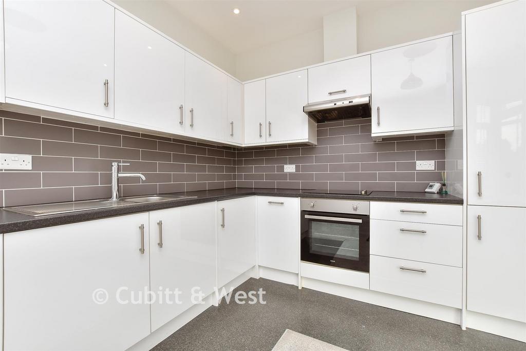 Kitchen / Living Room